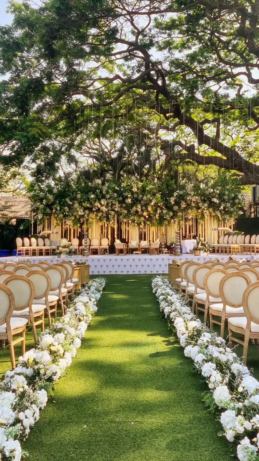 Garden and outdoor wedding venues